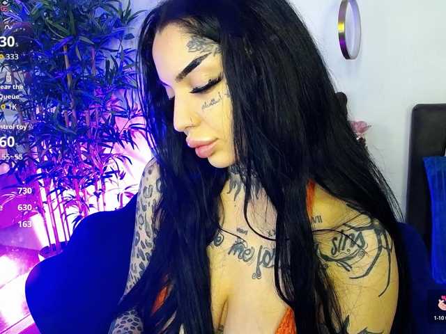 CreamyInk live cam profile