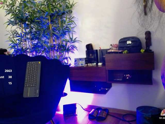 CreamyInk's BongaCams show and profile