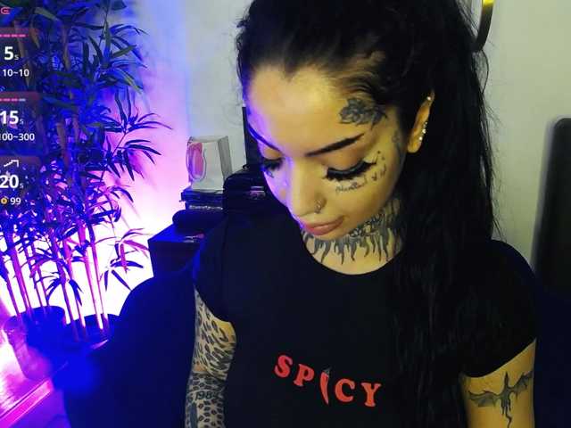 CreamyInk's BongaCams show and profile