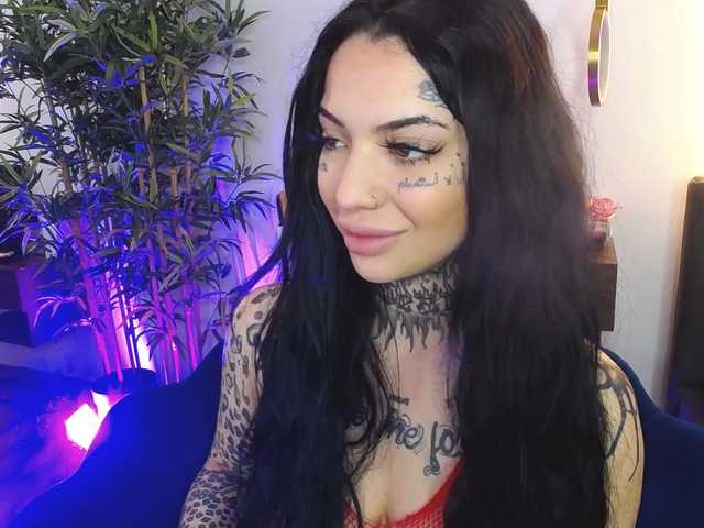 CreamyInk's BongaCams show and profile