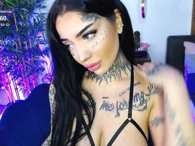 CreamyInk's BongaCams show and profile