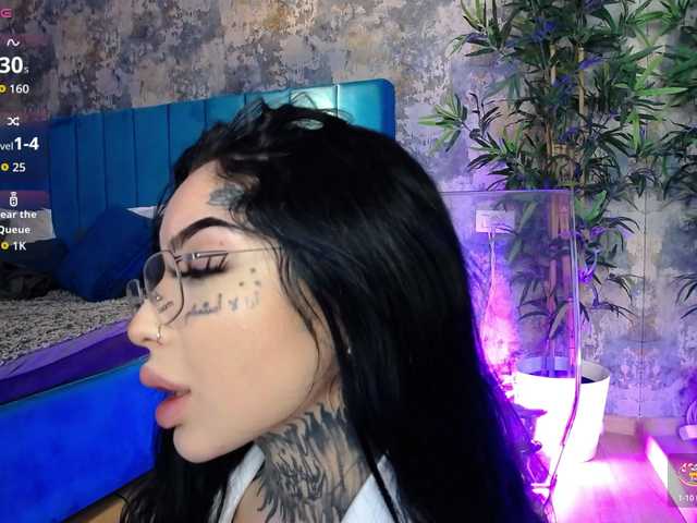 CreamyInk's BongaCams show and profile