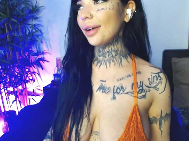 CreamyInk's BongaCams show and profile