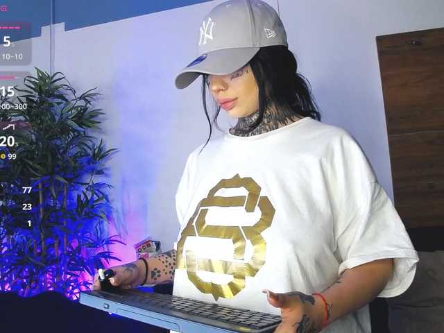 CreamyInk's BongaCams show and profile