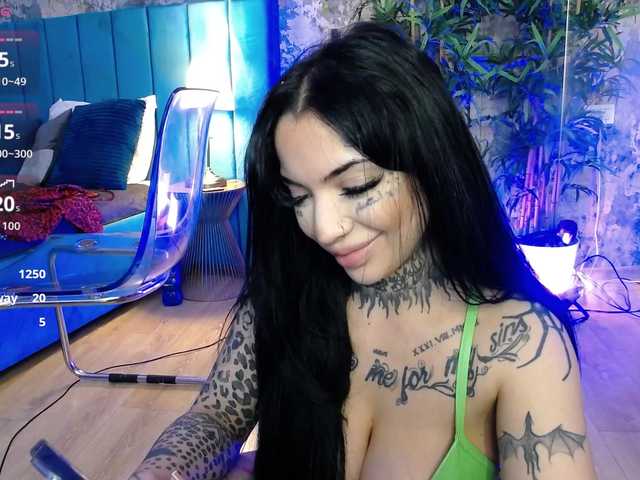 CreamyInk's BongaCams show and profile
