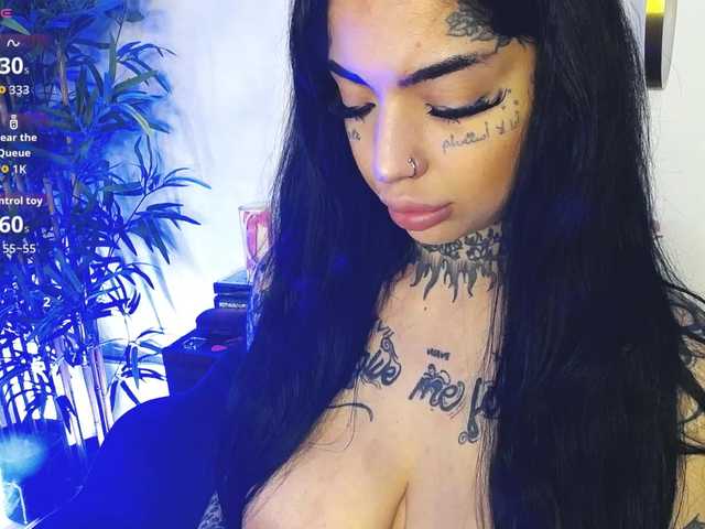 CreamyInk's BongaCams show and profile