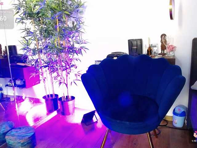 CreamyInk's BongaCams show and profile