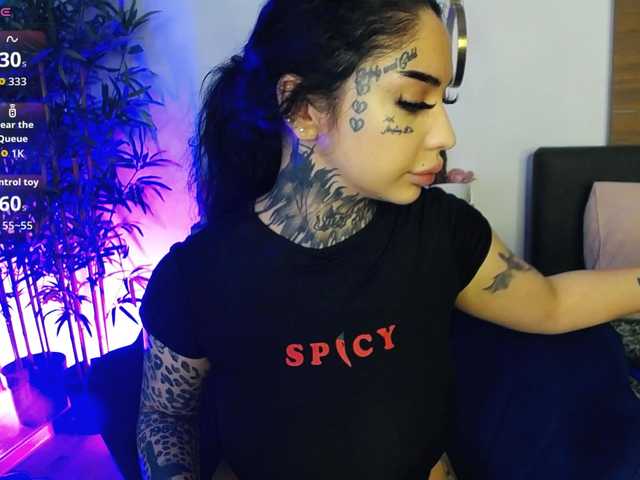 CreamyInk's BongaCams show and profile