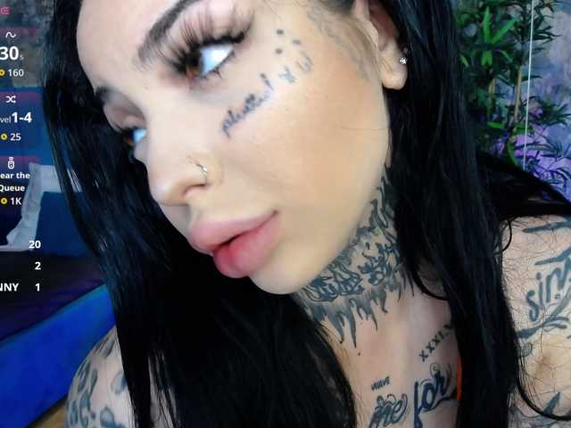 CreamyInk's BongaCams show and profile