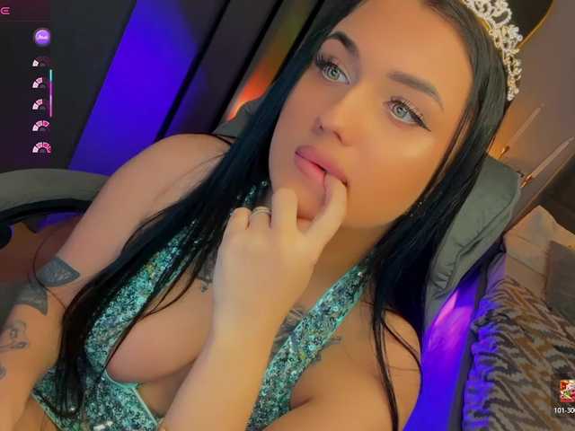 fatalefemme's BongaCams show and profile