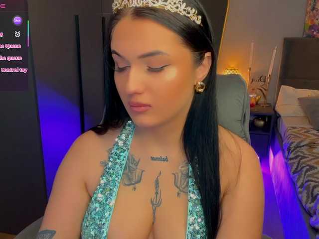 fatalefemme's BongaCams show and profile