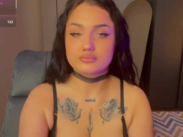 fatalefemme's BongaCams show and profile