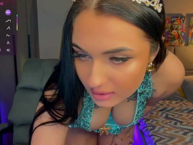 fatalefemme's BongaCams show and profile