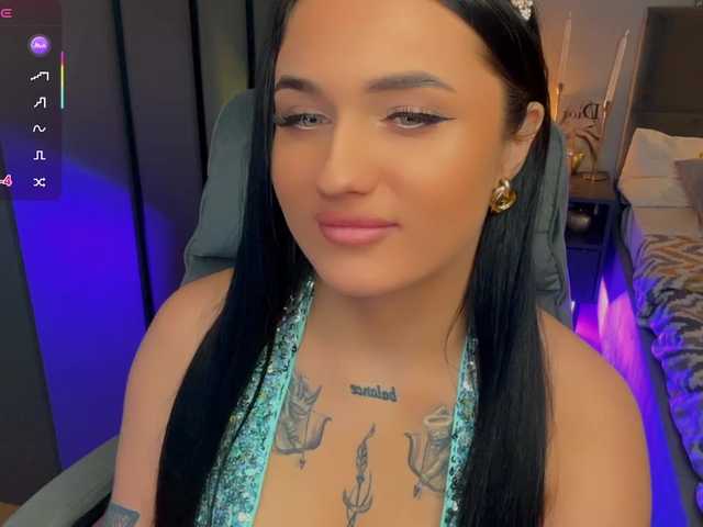 fatalefemme's BongaCams show and profile