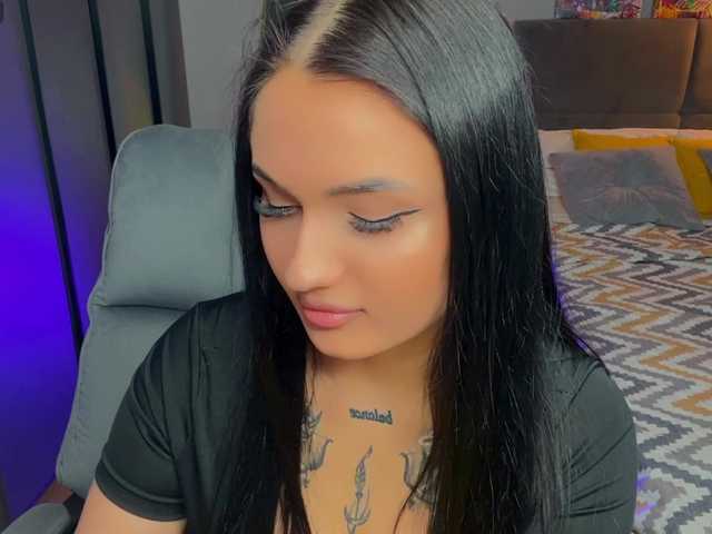 fatalefemme's BongaCams show and profile