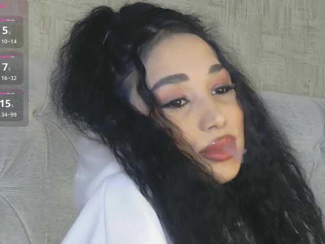 DemmiLove's BongaCams show and profile