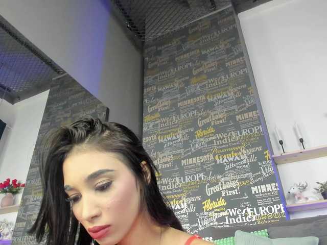 DemmiLove's BongaCams show and profile