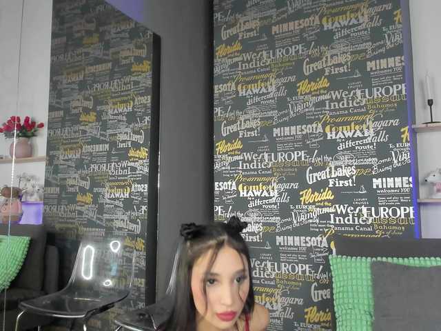 DemmiLove's BongaCams show and profile