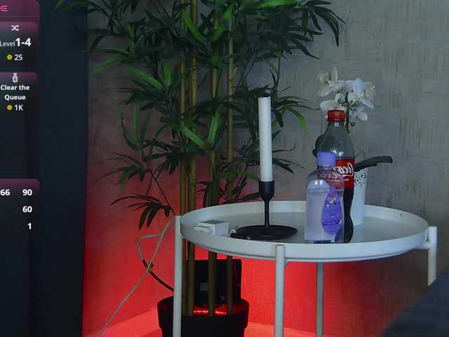 DemmiLove's BongaCams show and profile