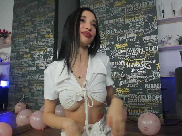 DemmiLove's BongaCams show and profile