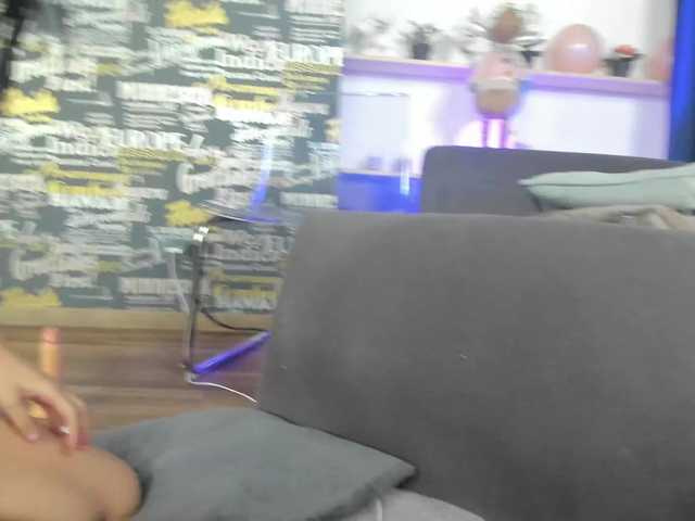 DemmiLove's BongaCams show and profile