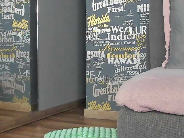 DemmiLove's BongaCams show and profile