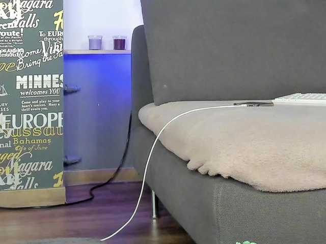 DemmiLove's BongaCams show and profile