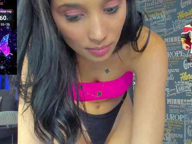 DemmiLove webcam