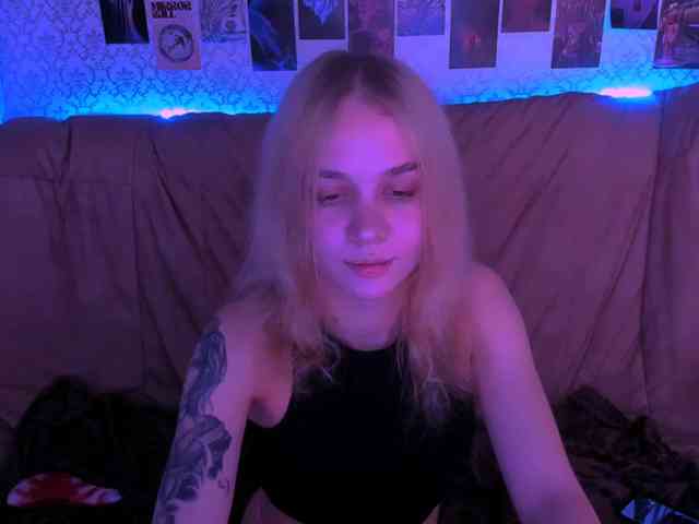 Lollyybaby webcam