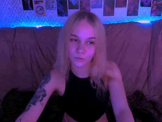 Lollyybaby webcam