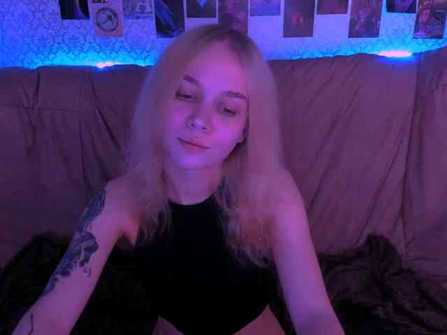 Lollyybaby webcam