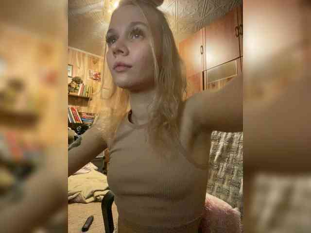 Lollyybaby webcam
