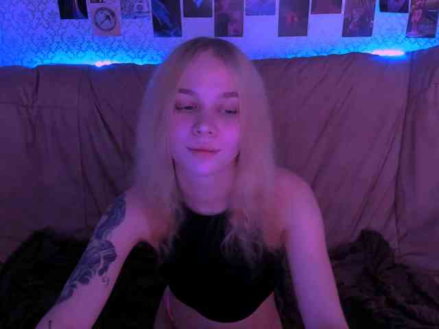Lollyybaby webcam