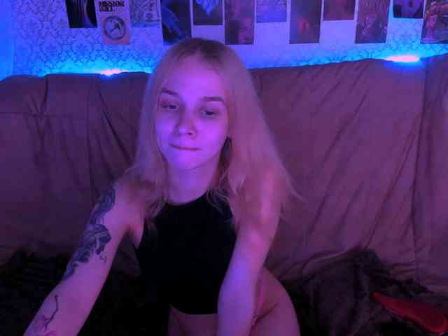 Lollyybaby webcam