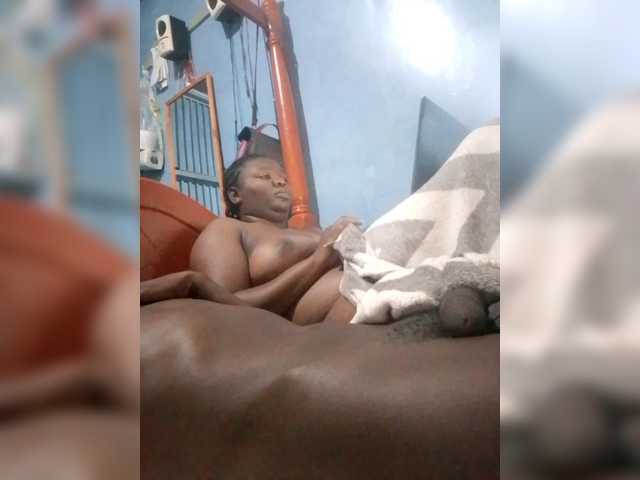 Texillo1 from BongaCams is Freechat