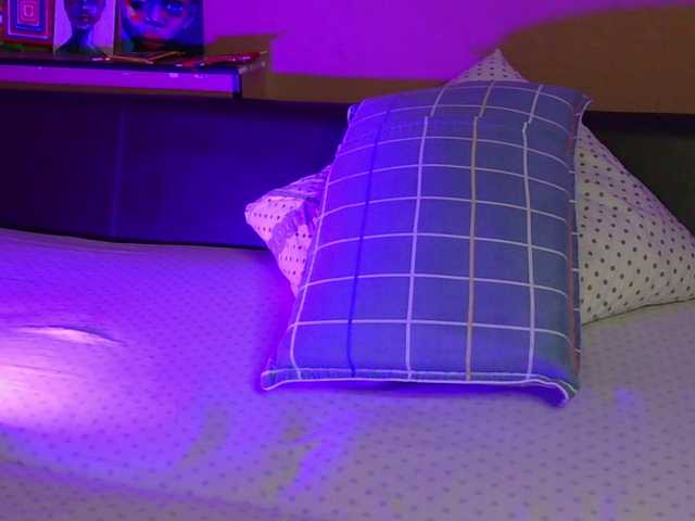 LumiHeart's BongaCams show and profile