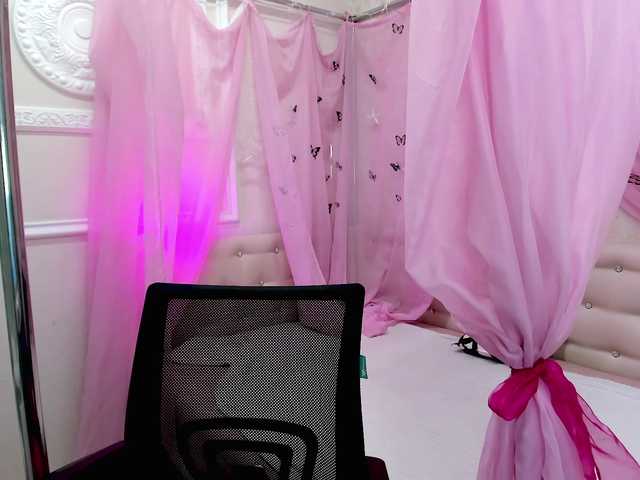  VictoriaPanther chat room