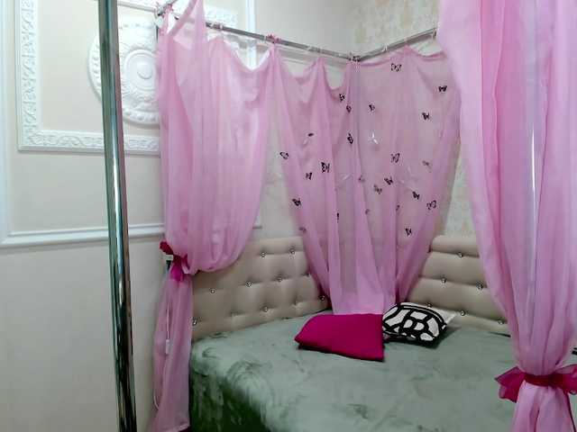 VictoriaPanther's BongaCams show and profile