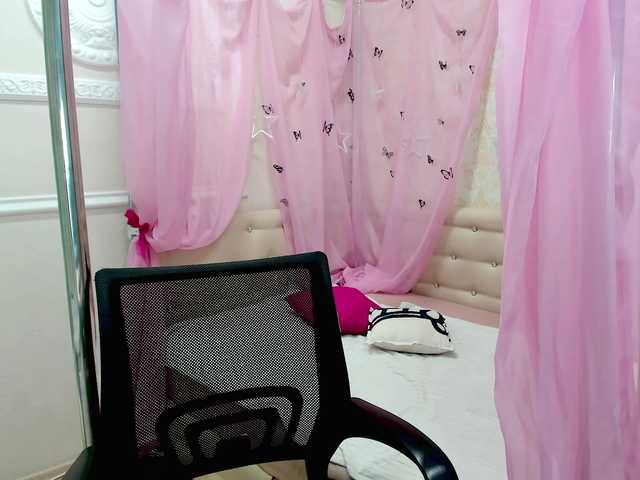 VictoriaPanther's BongaCams show and profile