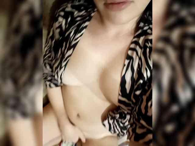 VictoriaPanther webcam