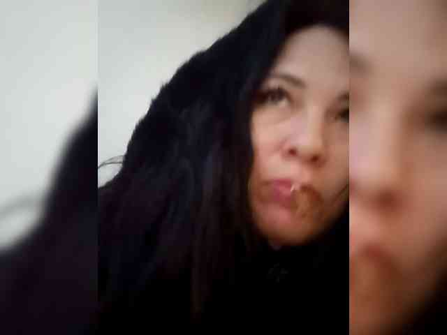 VictoriaPanther webcam