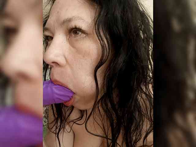 VictoriaPanther webcam