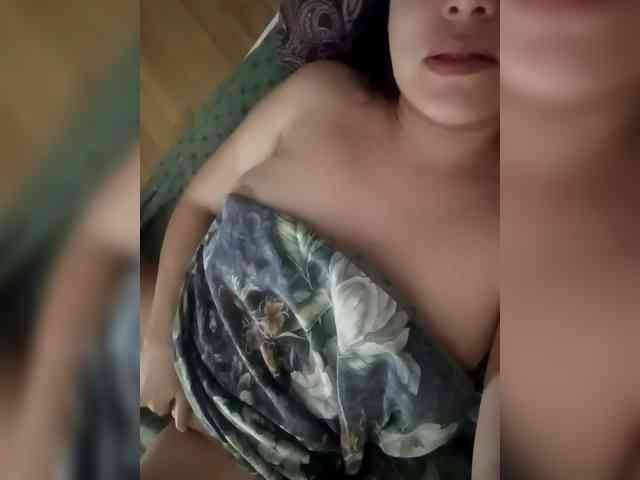 VictoriaPanther webcam