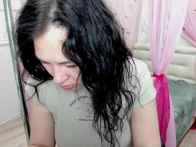 VictoriaPanther webcam