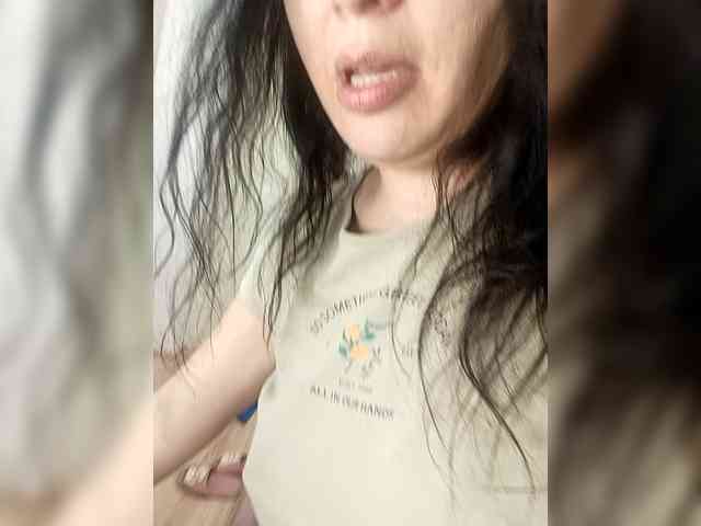 VictoriaPanther webcam