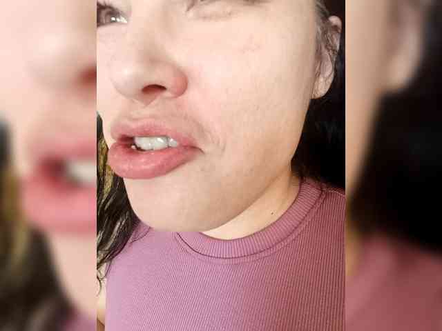 VictoriaPanther webcam