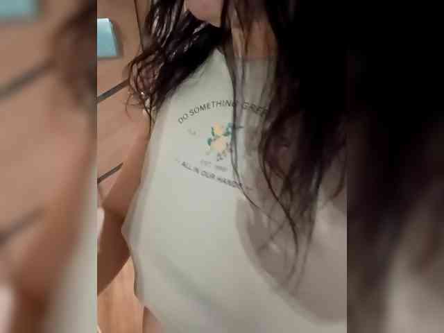 VictoriaPanther webcam