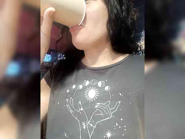 VictoriaPanther webcam