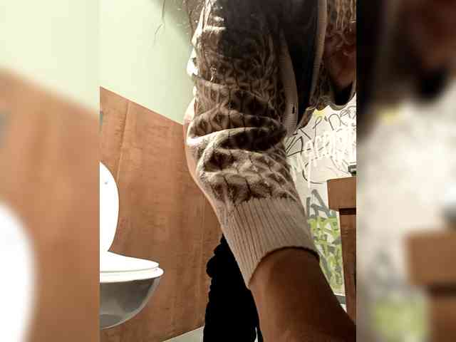 VictoriaPanther webcam