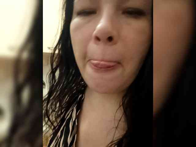 VictoriaPanther webcam